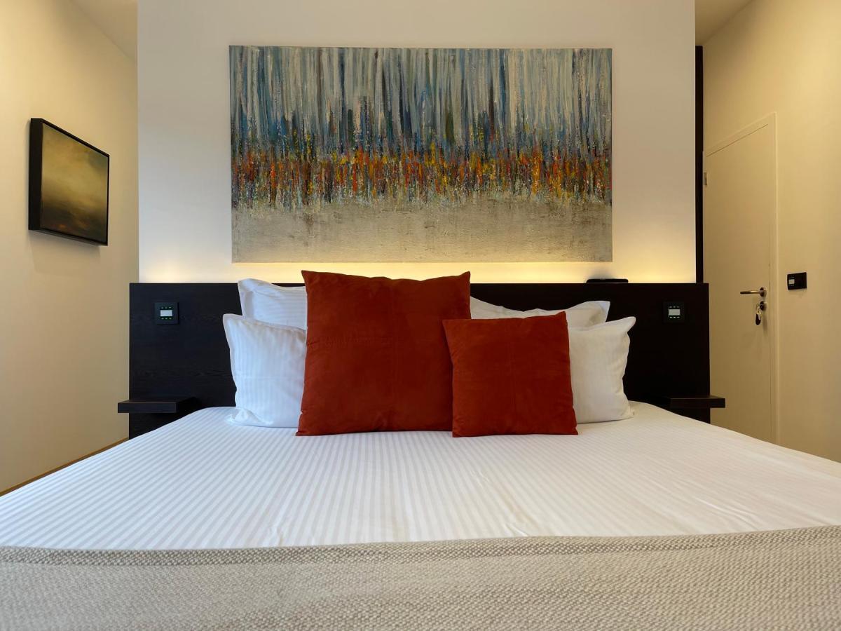 Chambres D'Hotes Les Grisons Houyet Exterior photo